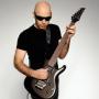  Joe Satriani